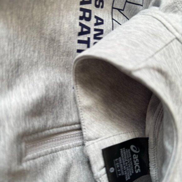 LA Marathon Half Zip Tech Long Sleeved ASICS Shirt - Picture 2 of 3